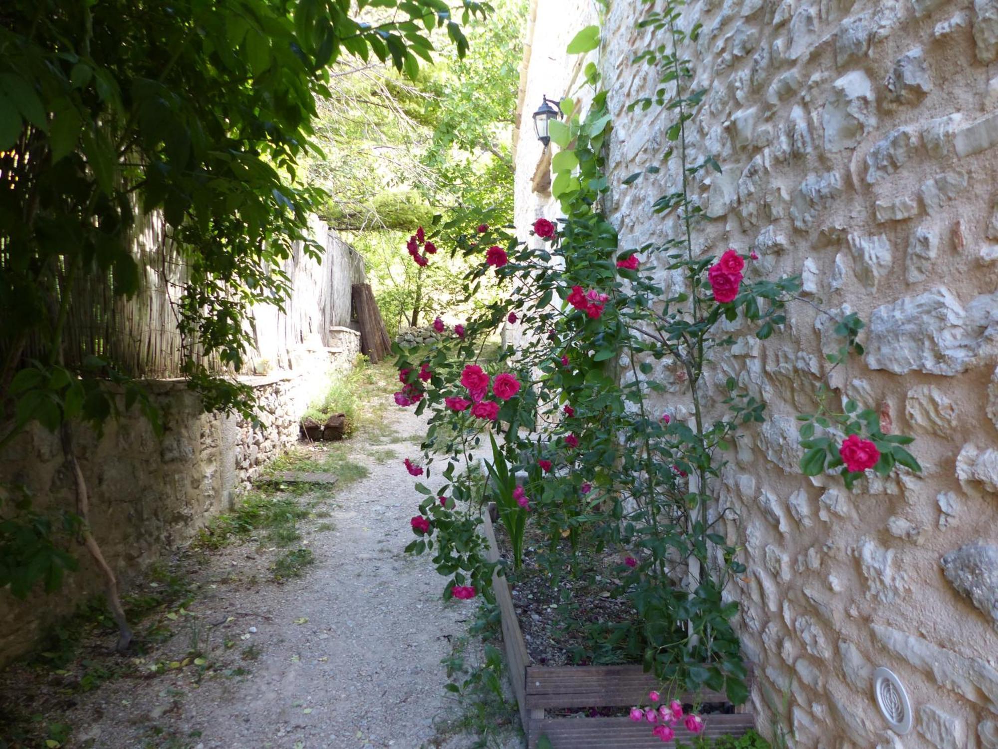 Malia - D'hotes & * Barret-de-Lioure